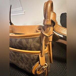 Michael Kors Saddle Bag